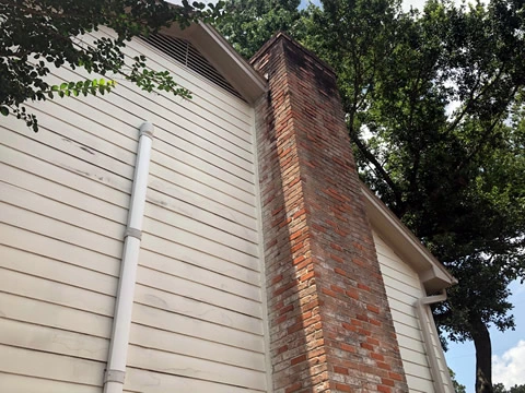 House wash dirty chimney