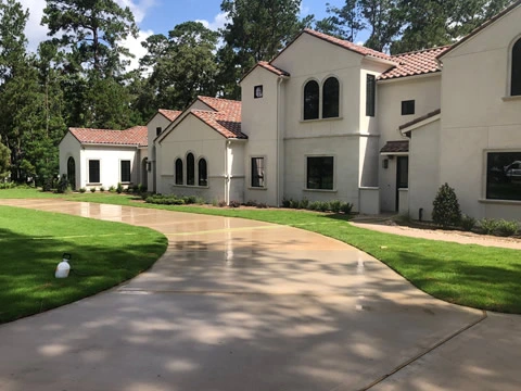 house wash large house and driveway
